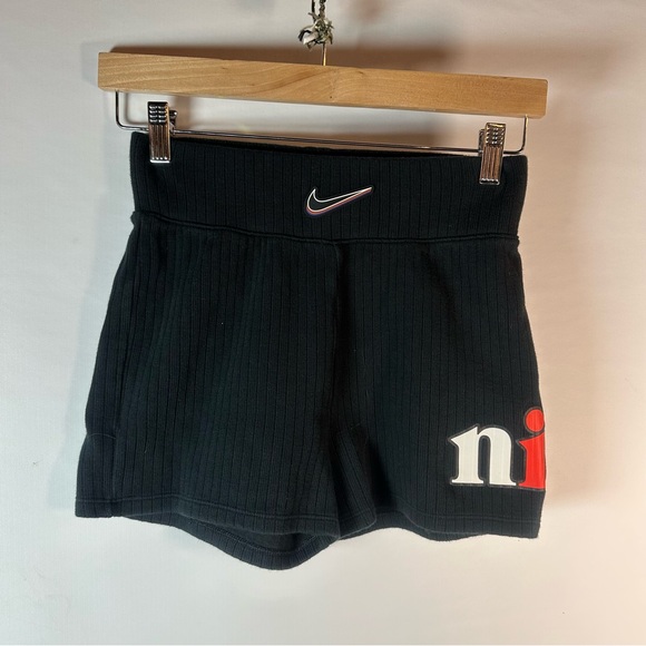 Nike Pants - Nike Black Ribbed Shorts